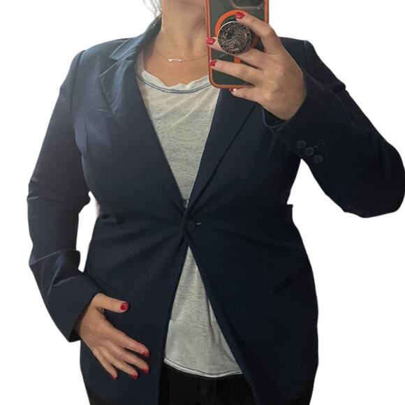 41Hawthorn MEDIUM Lisa Long Line Ponte Blazer - Stitch Fix One Button Closure - Picture 2 of 14